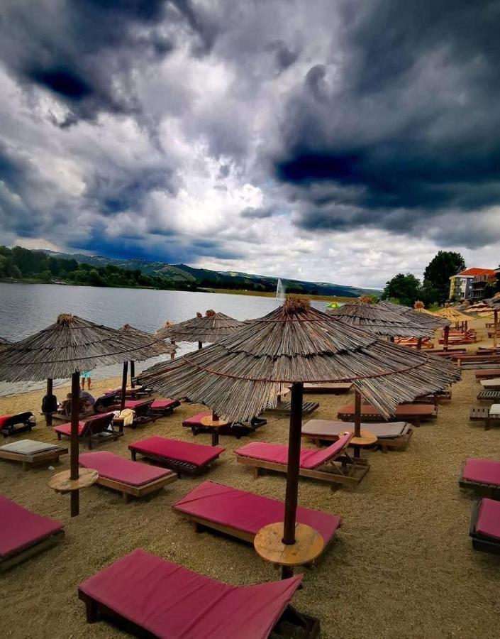Apartman "N" Srebrno Jezero Ostrovo エクステリア 写真